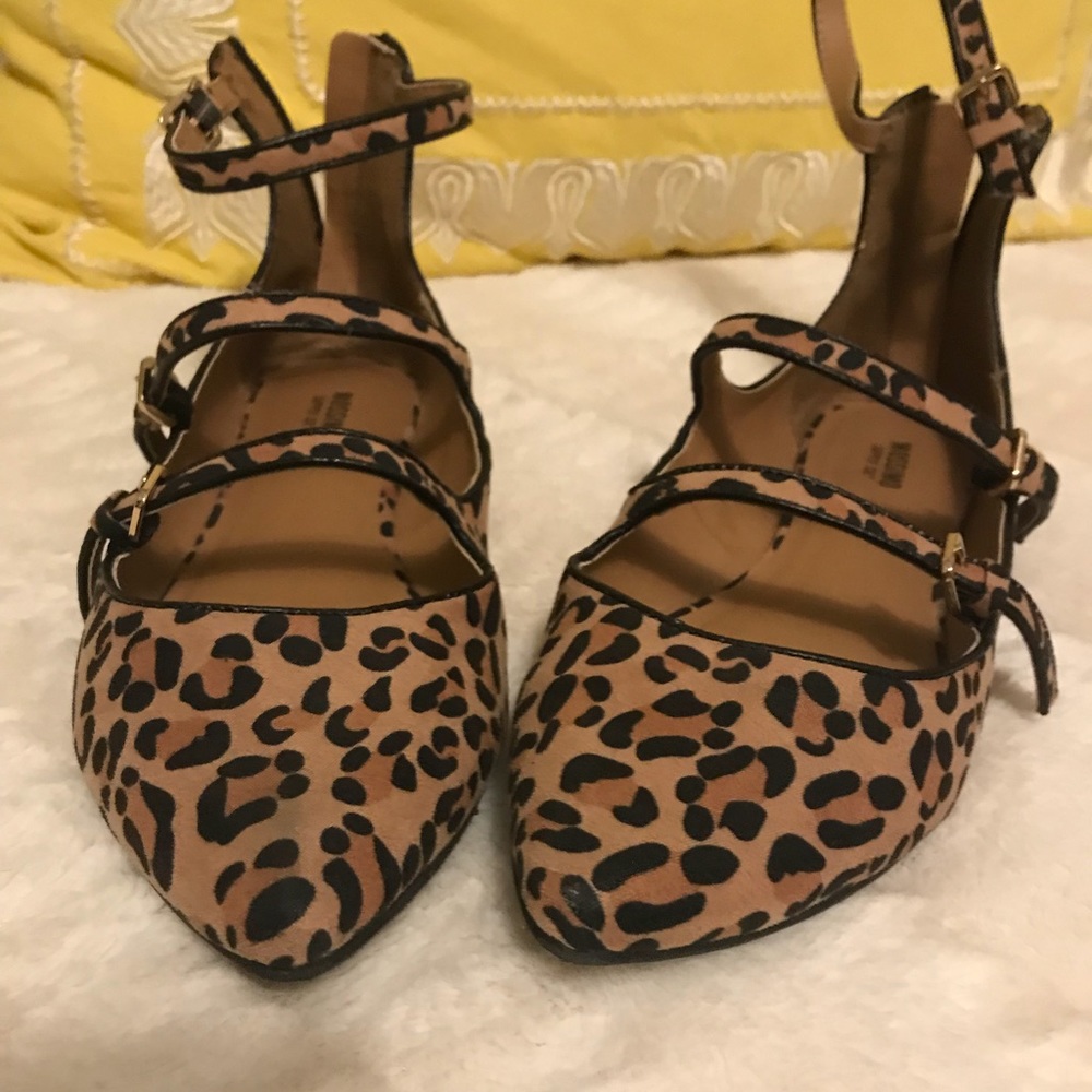 Mossimo leopard print zip back flats